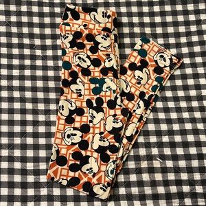 LulaRoe Disney Mickey Mouse leggings